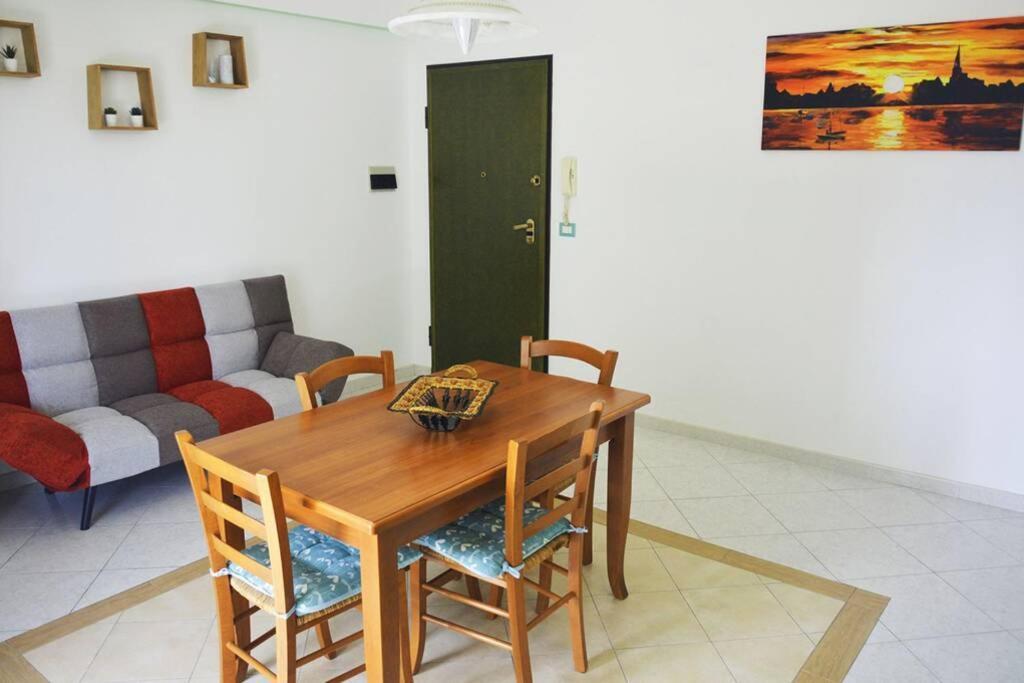 פונדאצ'לו Appartamento Casasolemare Fondachello מראה חיצוני תמונה